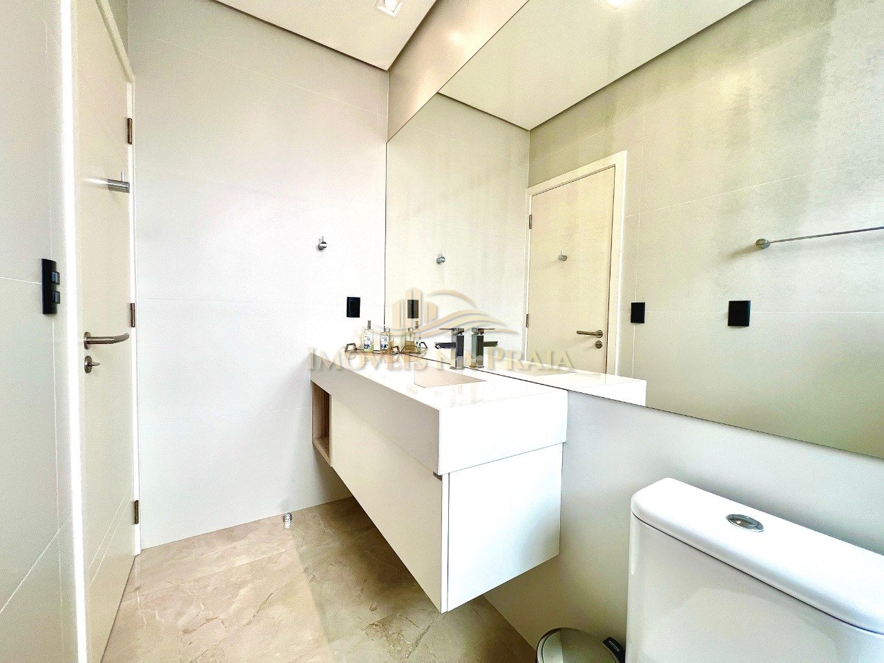 Foto 45 — Casa em Condomínio 4 Dormitório(s) Bairro Enseada