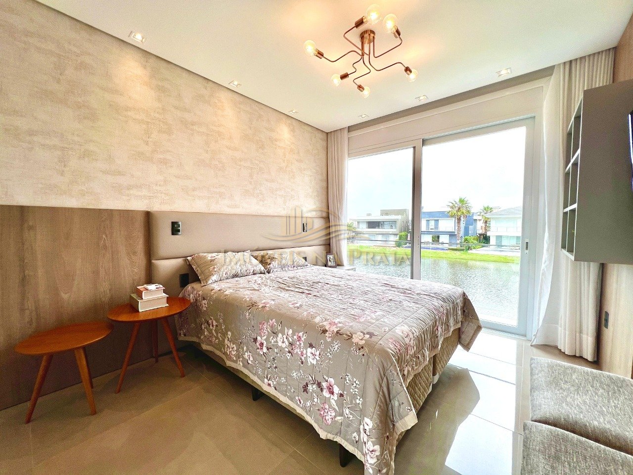 Foto 46 — Casa em Condomínio 4 Dormitório(s) Bairro Enseada