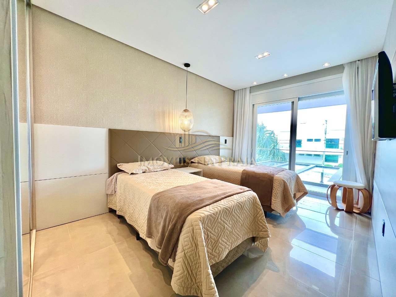 Foto 40 — Casa em Condomínio 4 Dormitório(s) Bairro Enseada