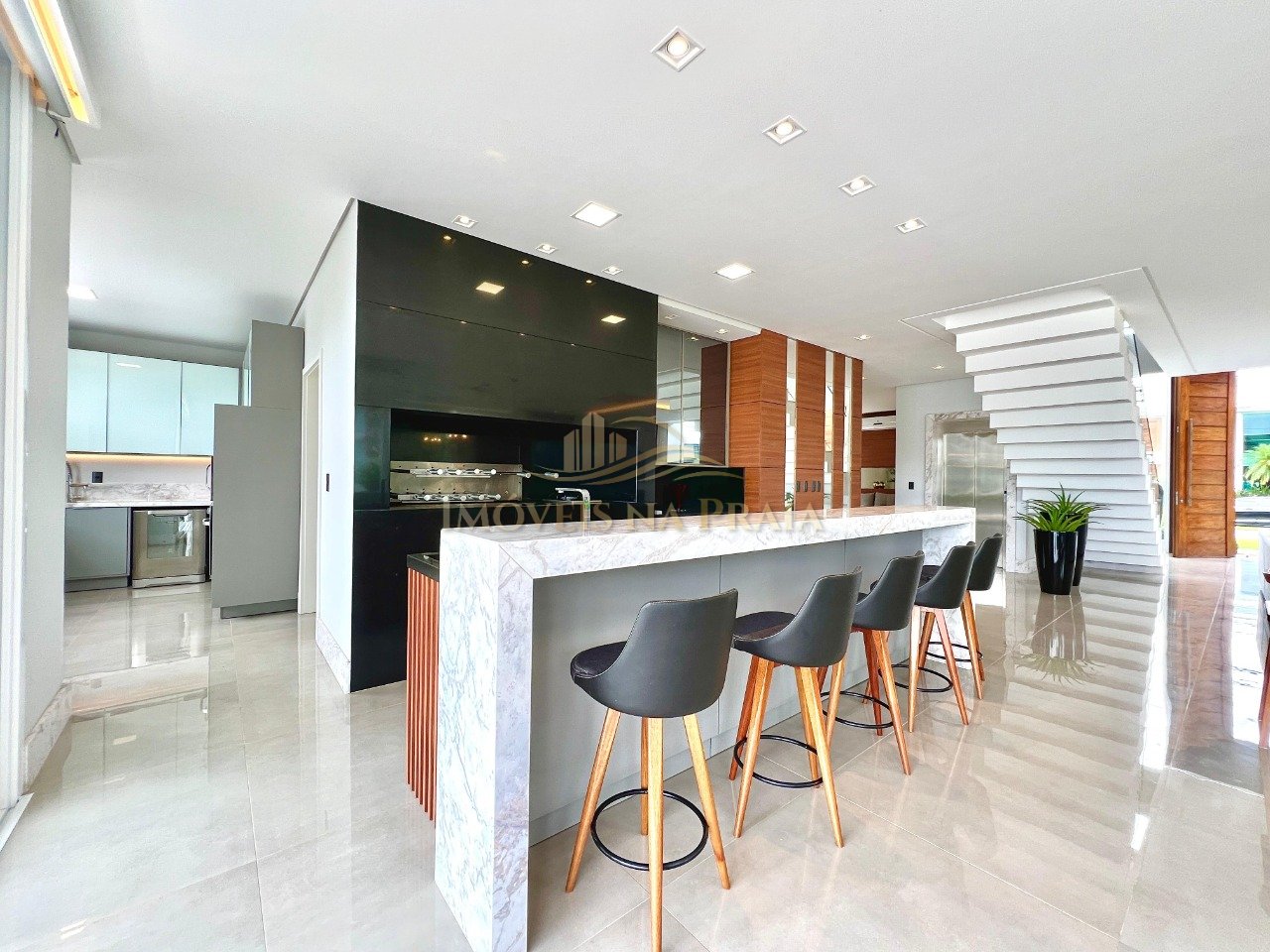 Foto 17 — Casa em Condomínio 4 Dormitório(s) Bairro Enseada