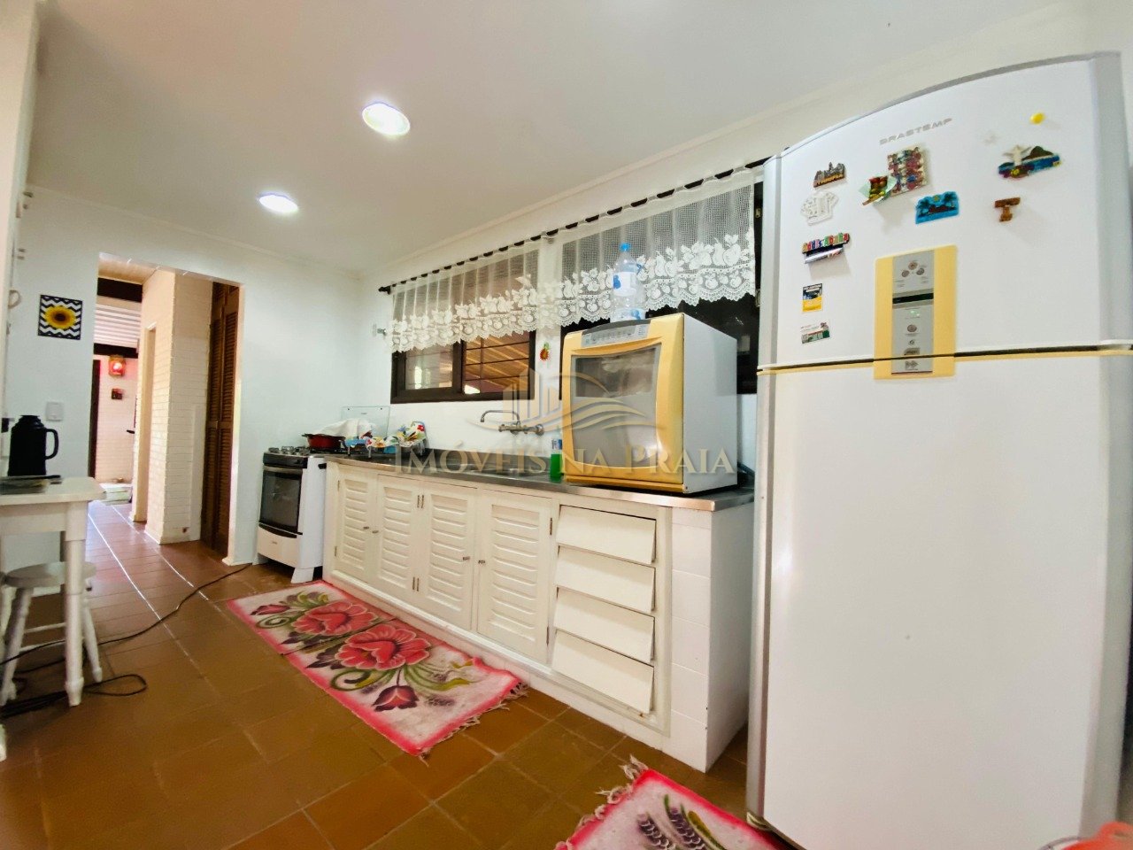 Foto 3 — Casa 4 dormitórios no bairro Atlântida