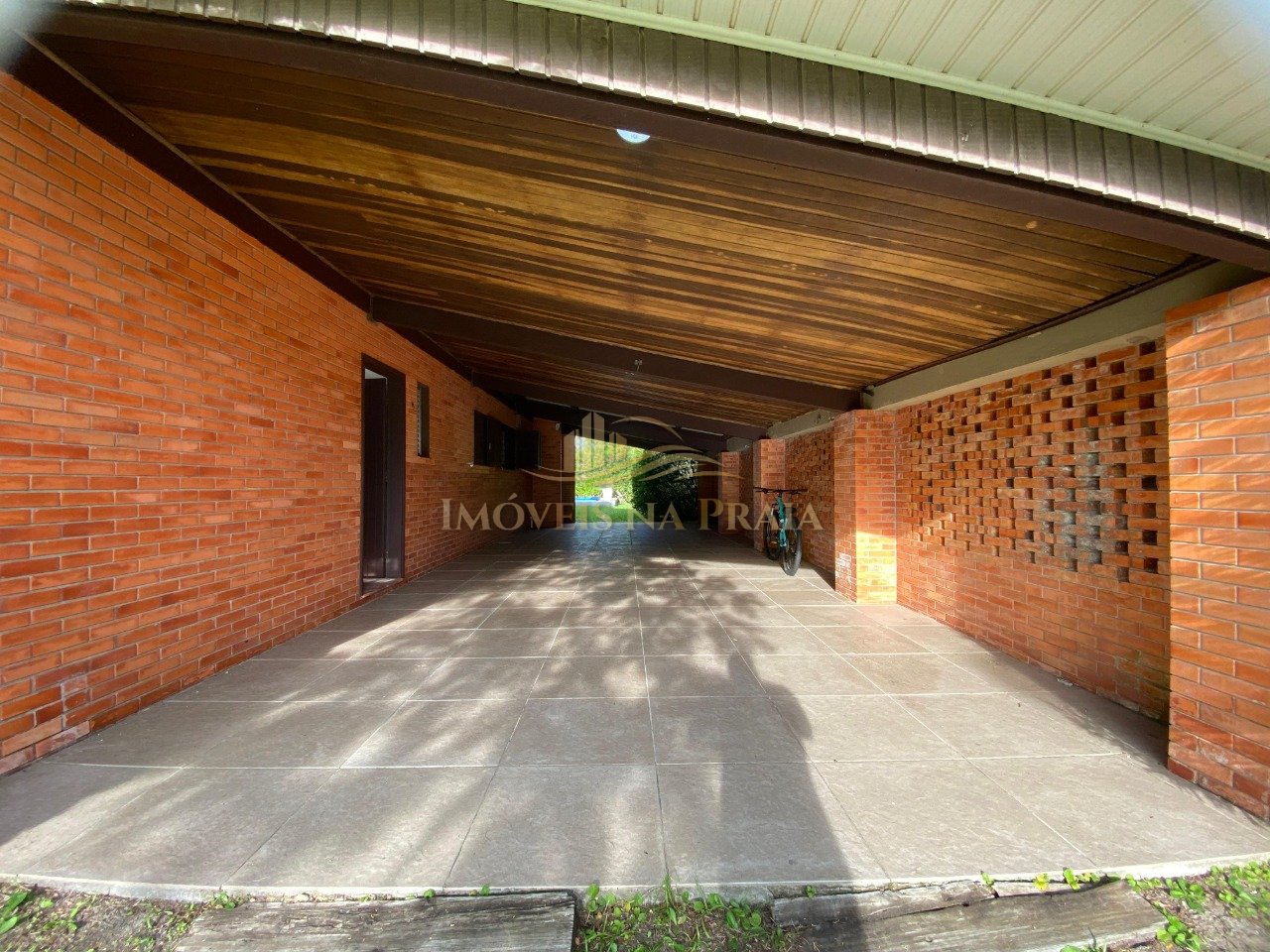 Foto 5 — Casa 4 dormitórios no bairro Atlântida