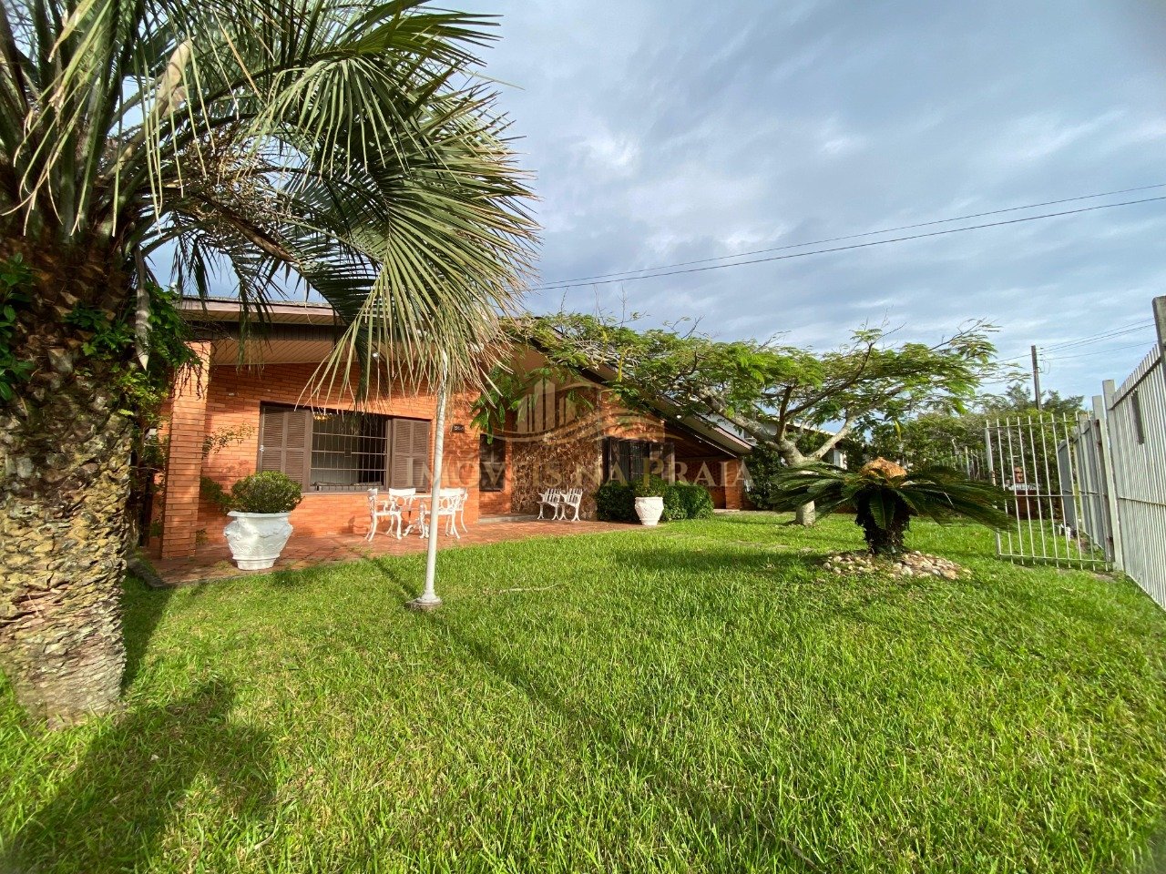 Foto 9 — Casa 4 dormitórios no bairro Atlântida