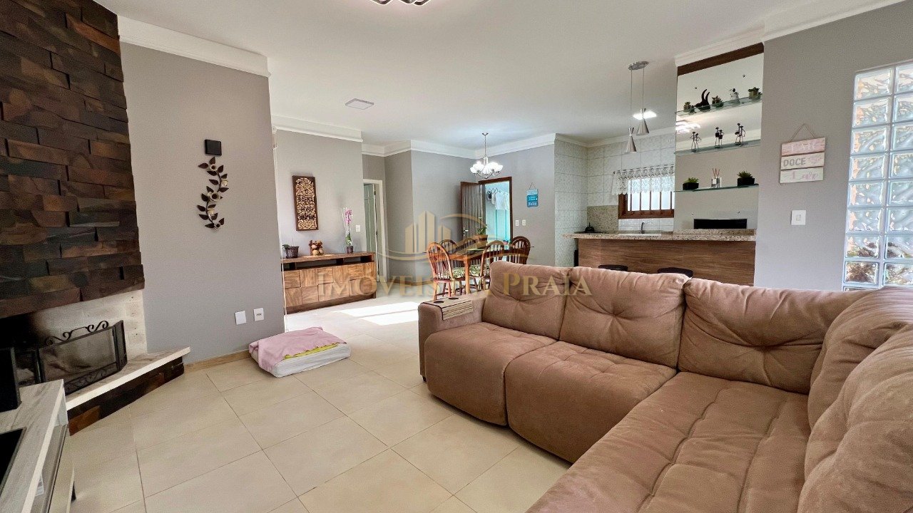 Foto 4 — Casa 4 dormitórios no bairro Centro