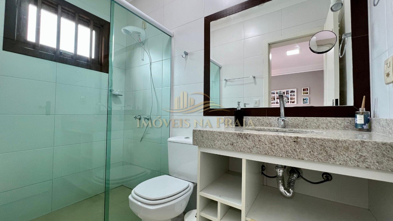 Foto 5 — Casa 4 dormitórios no bairro Centro