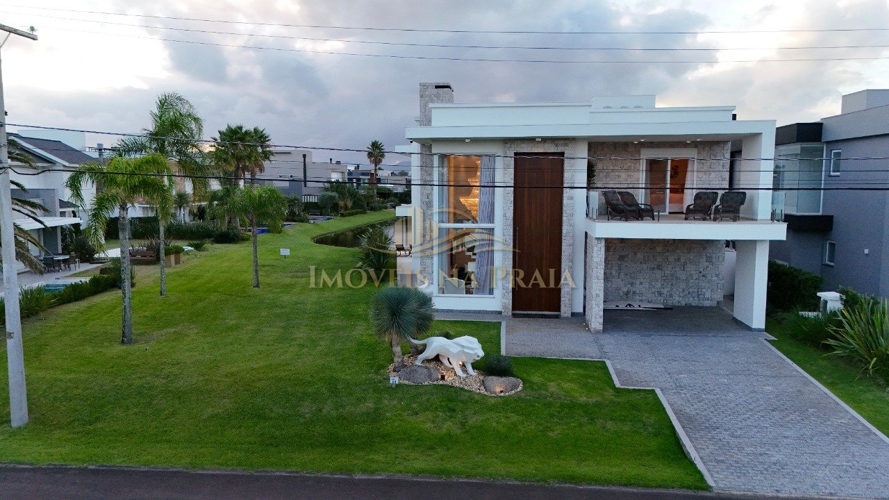 Casa em Condomínio 5 dormitórios no bairro Enseada Lagos de Xangri-lá