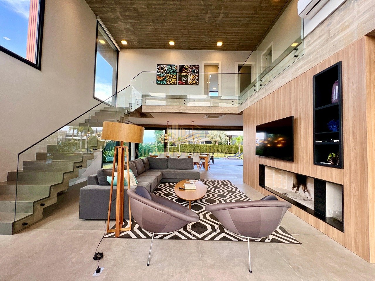 Foto 2 — Casa em Condomínio 5 Dormitório(s) Bairro Enseada