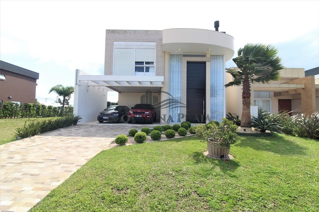 Casa em Condomínio 4 Dormitório(s) Bairro Riviera