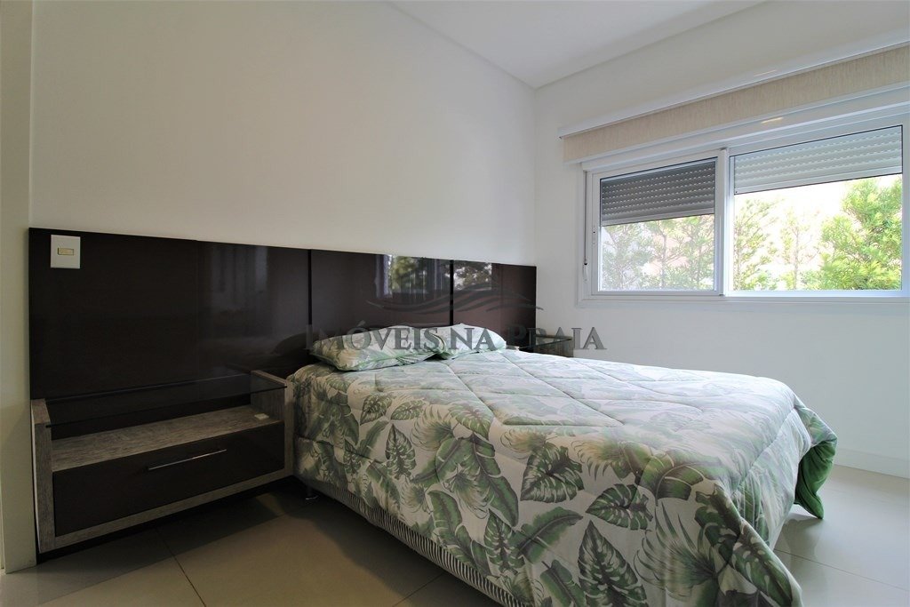 Foto 9 — Casa em Condomínio 4 Dormitório(s) Bairro Riviera