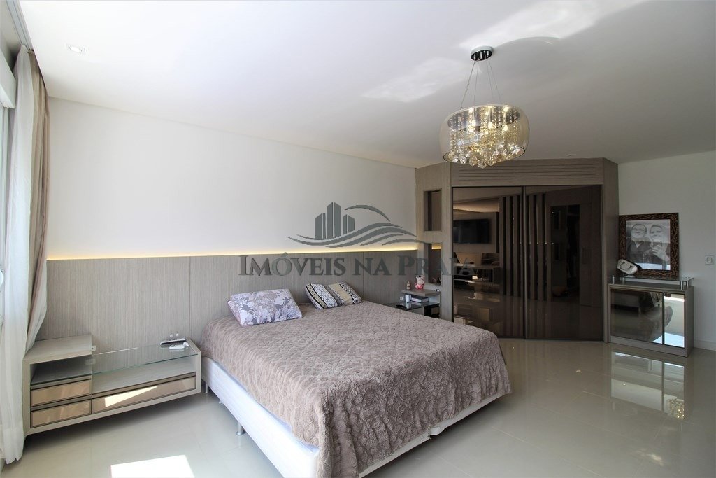 Foto 18 — Casa em Condomínio 4 Dormitório(s) Bairro Riviera