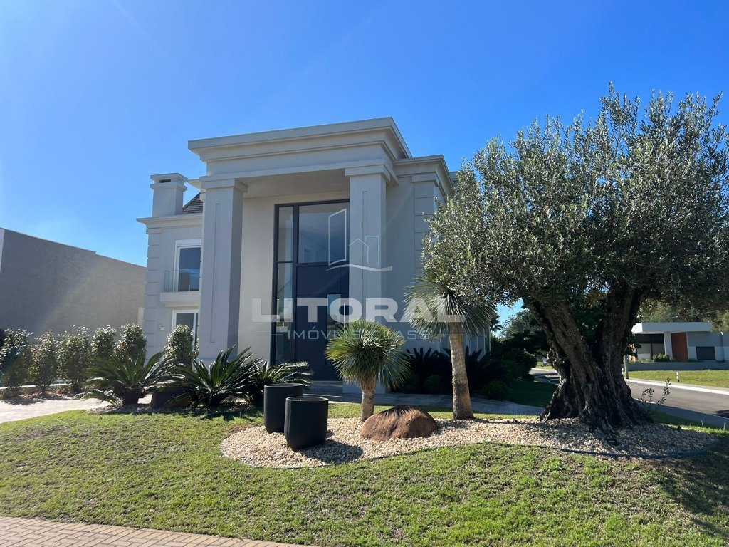 Casa em Condomínio 5 Dormitório(s) Bairro Velas da