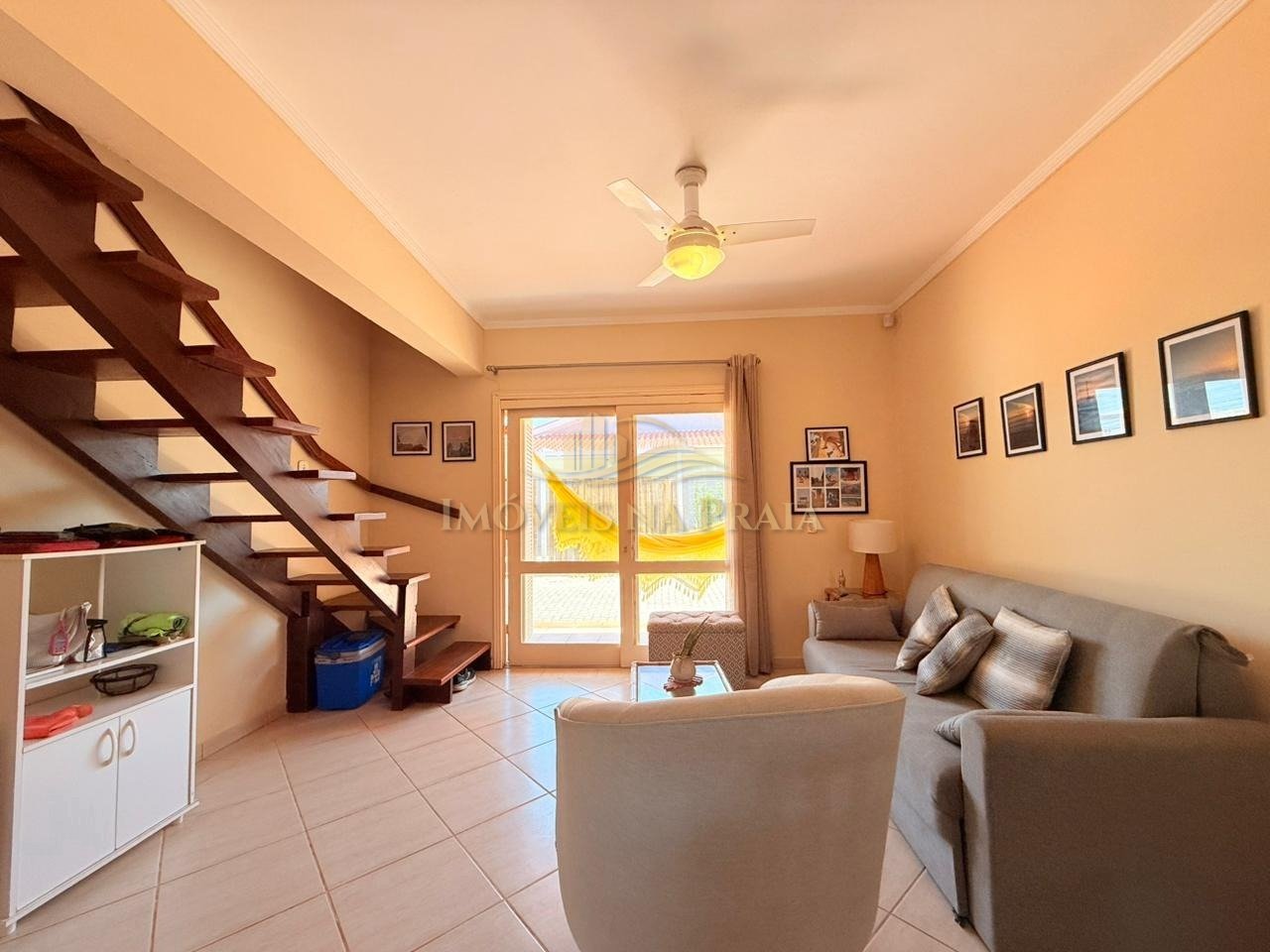 Duplex 2 dormitórios no bairro Rainha do Mar