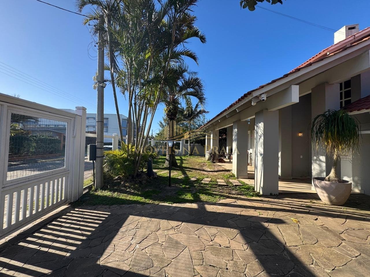 Foto 2 — Casa 4 dormitórios no bairro Atlantida