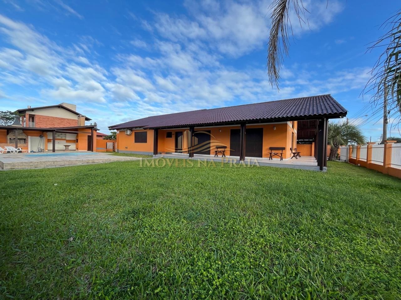 Casa 5 dormitórios no bairro Arpoador