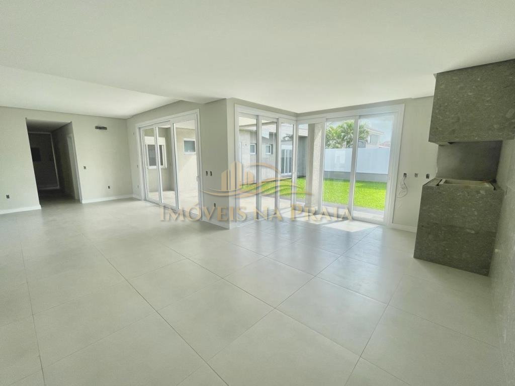 Foto 4 — Casa 4 Dormitório(s) Bairro Atlântida