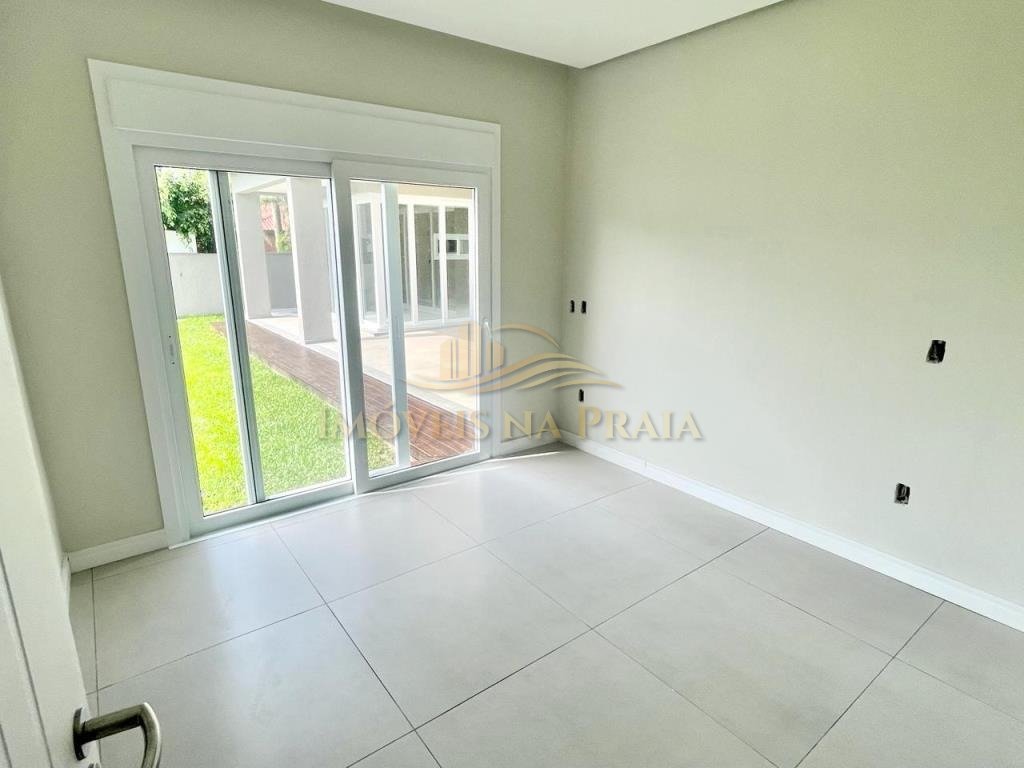 Foto 21 — Casa 4 Dormitório(s) Bairro Atlântida