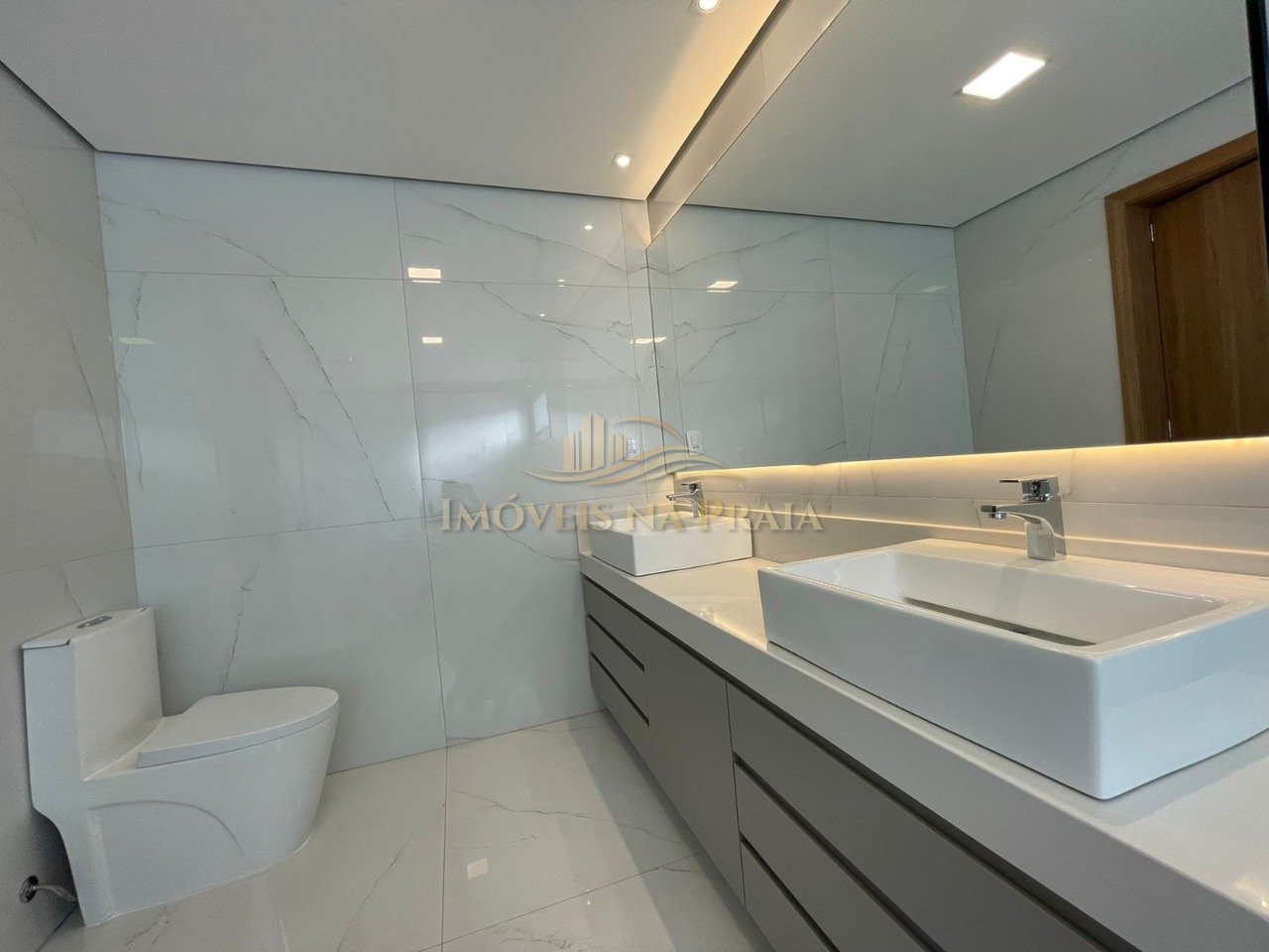 Foto 30 — Casa em Condomínio 6 Dormitório(s) Bairro Sense Xa