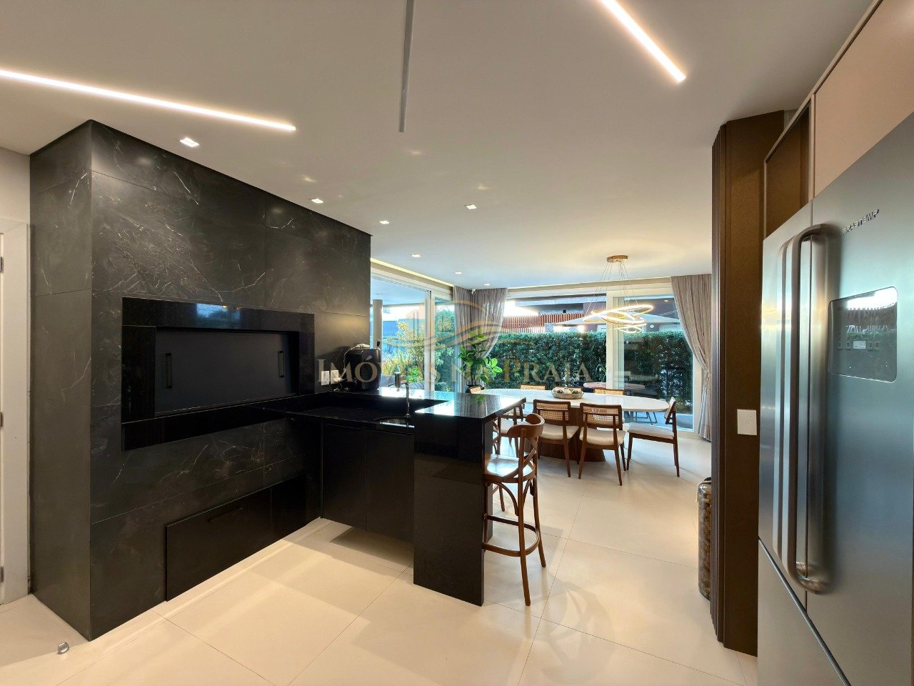 Foto 14 — Casa em Condomínio 4 dormitórios no bairro Malibu Beach Residence