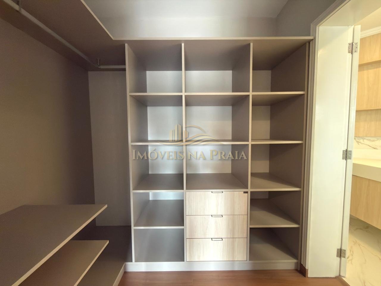 Foto 13 — Casa em Condomínio 4 Dormitório(s) Bairro Atlântid