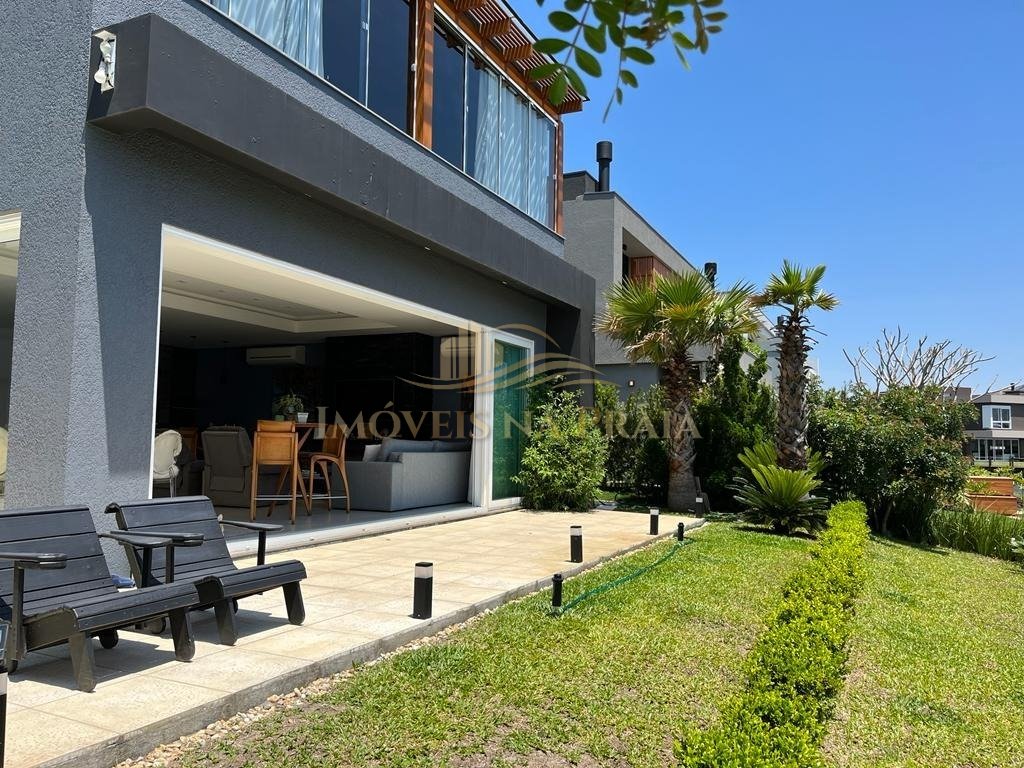 Foto 29 — Casa em Condomínio 6 Dormitório(s) Bairro Celebrat