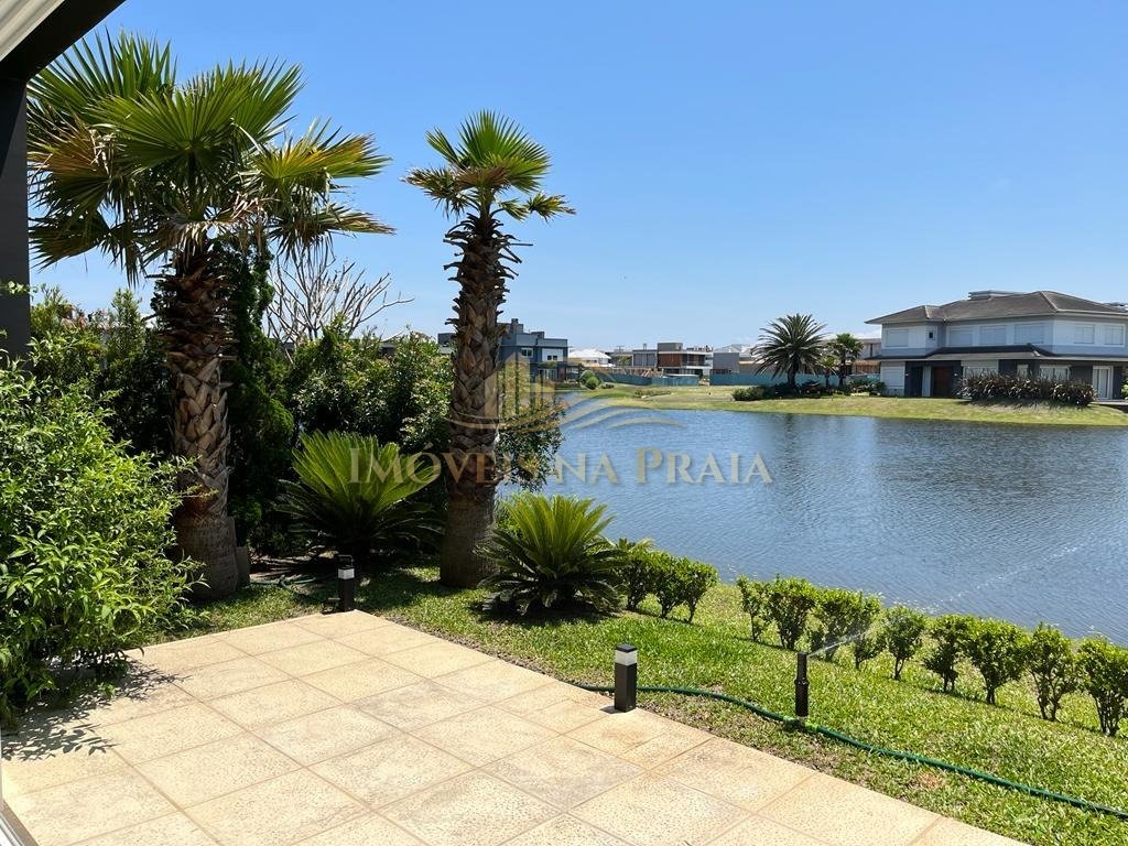 Foto 30 — Casa em Condomínio 6 Dormitório(s) Bairro Celebrat