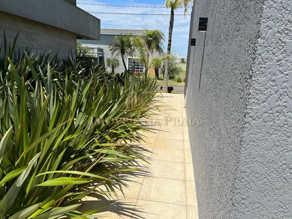 Foto 26 — Casa em Condomínio 6 Dormitório(s) Bairro Celebrat