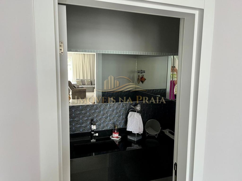 Foto 12 — Casa em Condomínio 6 Dormitório(s) Bairro Celebrat