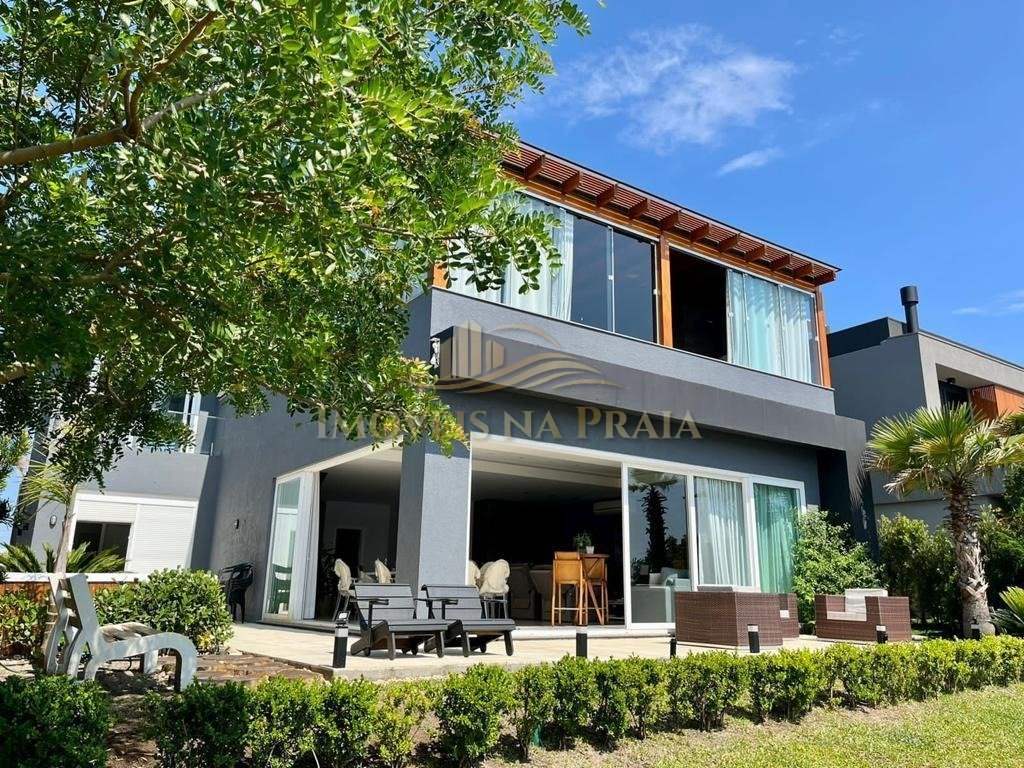 Foto 14 — Casa em Condomínio 6 Dormitório(s) Bairro Celebrat