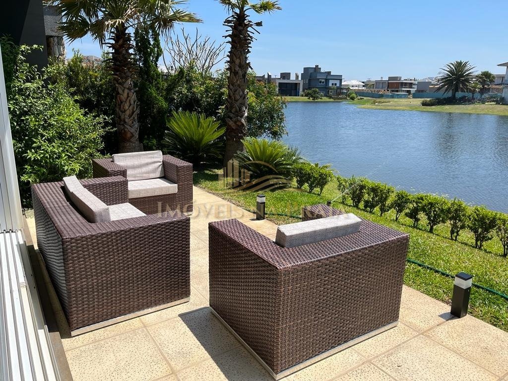 Foto 43 — Casa em Condomínio 6 Dormitório(s) Bairro Celebrat