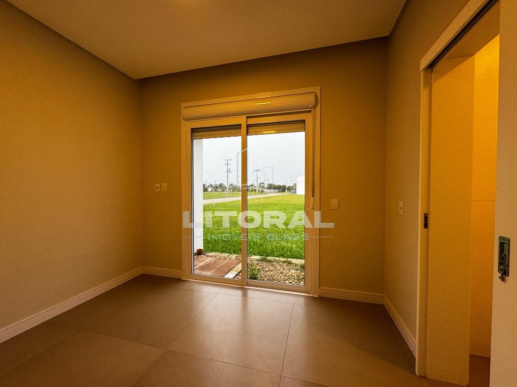 Foto 9 — Casa 4 dormitórios no bairro Santorini