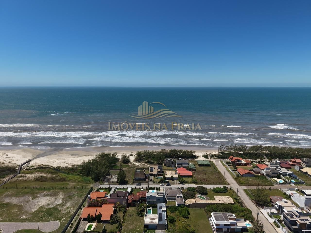 Foto 2 — Casa 4 dormitórios no bairro Remanso