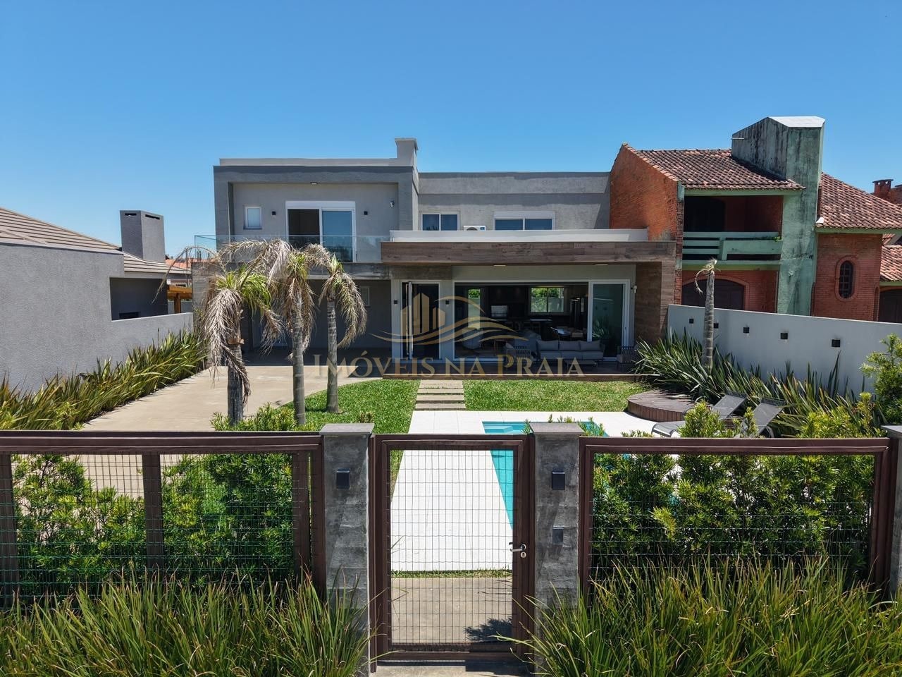 Casa 4 dormitórios no bairro Remanso