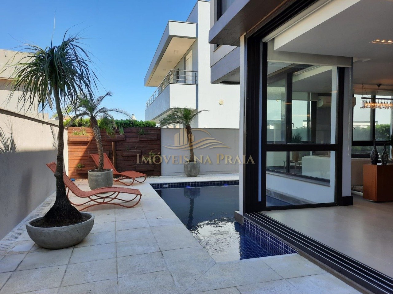 Foto 6 — Casa em Condomínio no Playa Vista.
