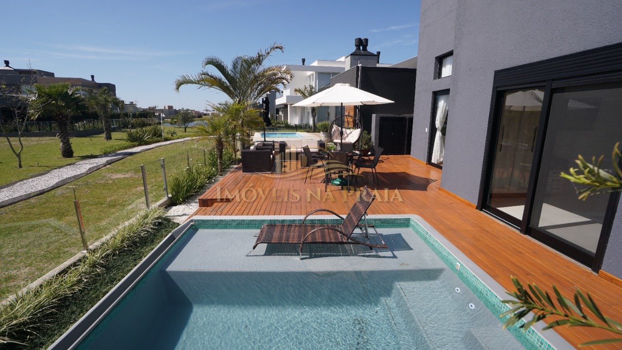 Foto 37 — Casa em Condomínio 4 Dormitório(s) Bairro Riviera