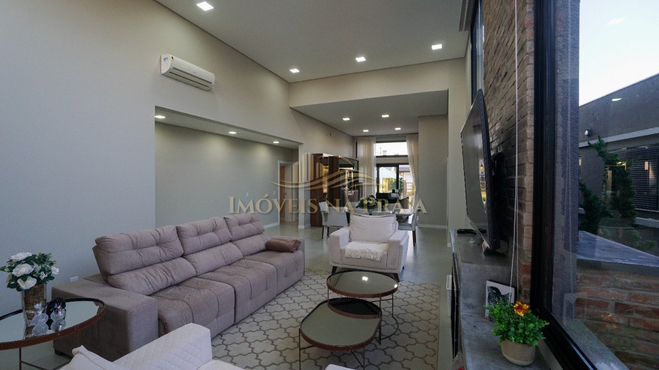 Foto 7 — Casa em Condomínio 4 Dormitório(s) Bairro Riviera