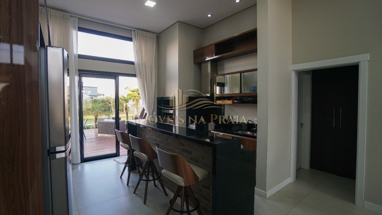 Foto 12 — Casa em Condomínio 4 Dormitório(s) Bairro Riviera