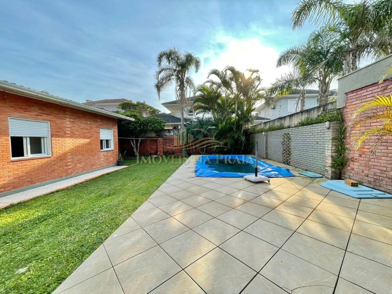 Foto 2 — Casa 4 Dormitório(s) Bairro Atlântida