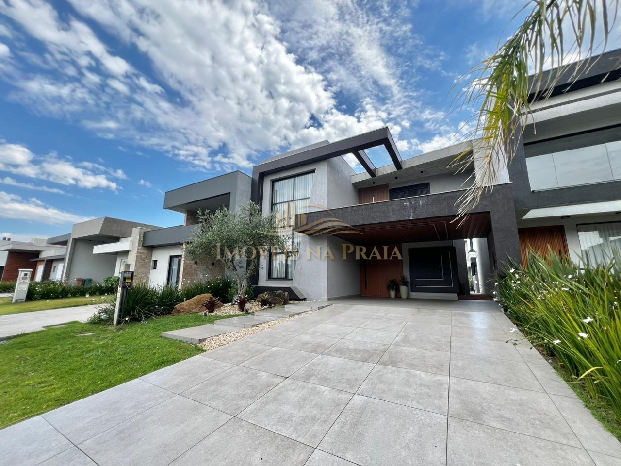 Foto 13 — Casa em Condomínio 4 Dormitório(s) Bairro Sunset