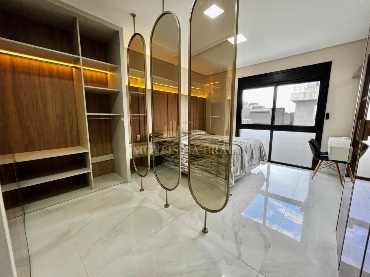 Foto 39 — Casa em Condomínio 4 Dormitório(s) Bairro Sunset