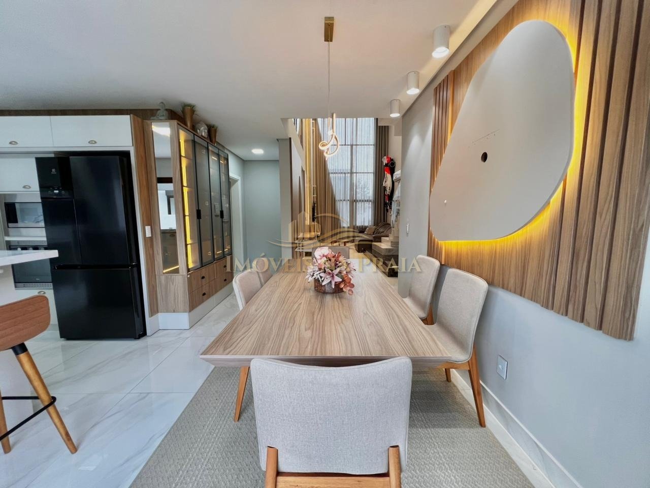 Foto 5 — Casa em Condomínio 4 Dormitório(s) Bairro Sunset