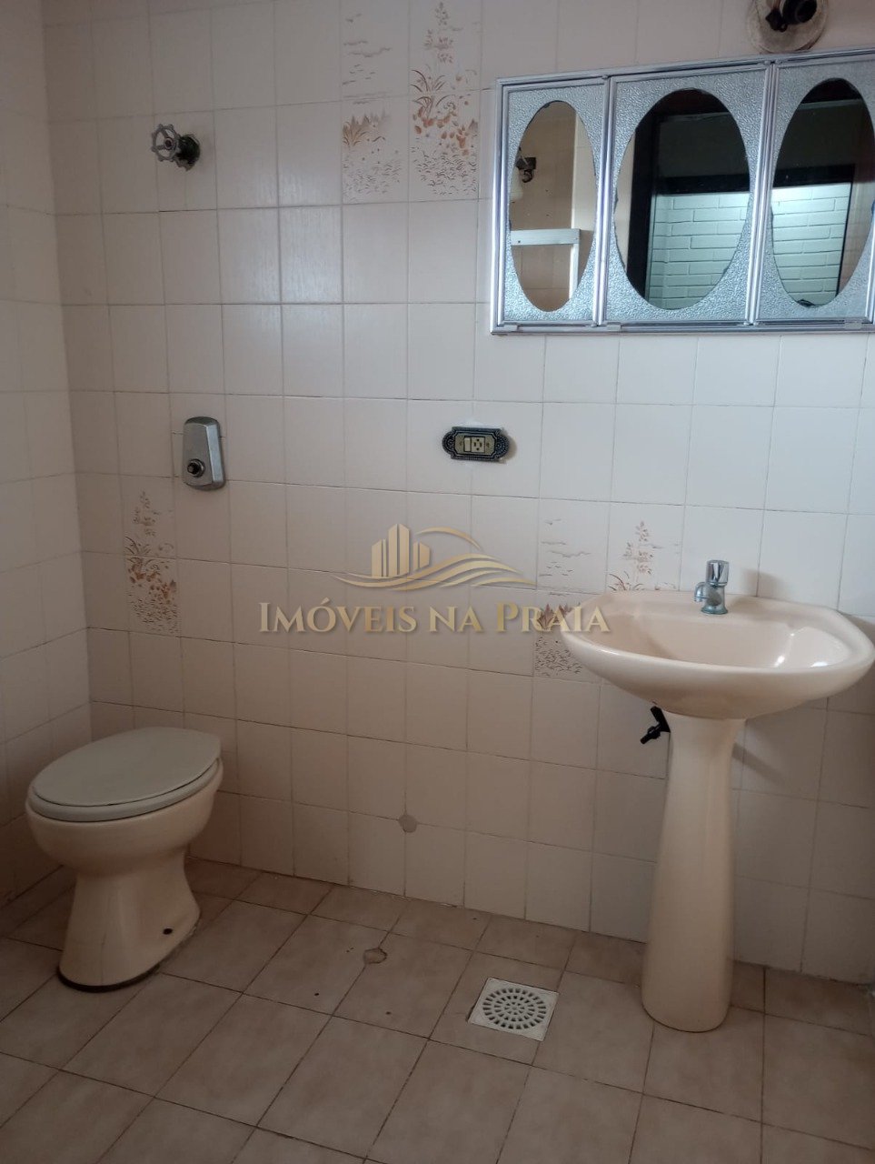 Foto 12 — Casa 4 Dormitório(s) Bairro Rainha do Mar