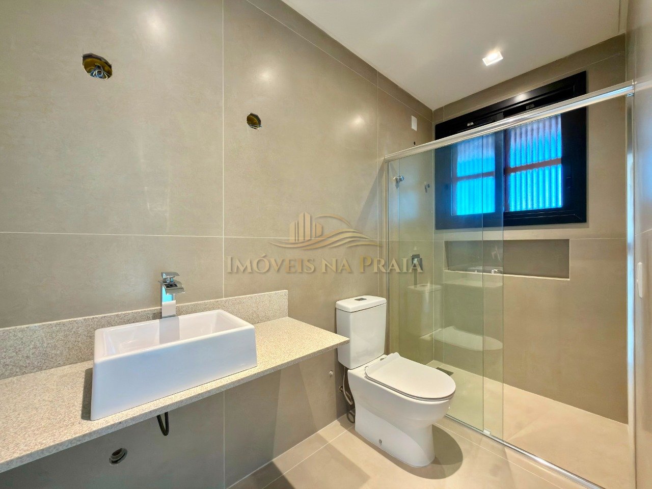 Foto 5 — Casa em Condomínio no Sunset.