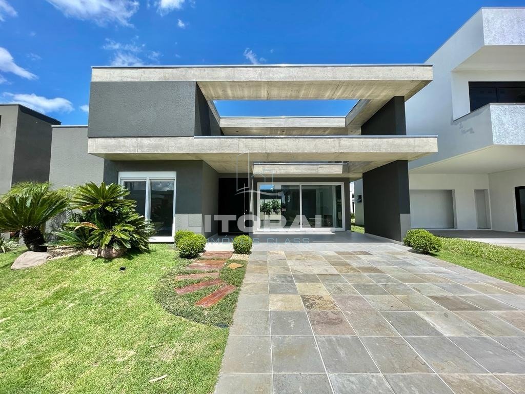 Casa em Condomínio 4 Dormitório(s) Bairro Dubai Re