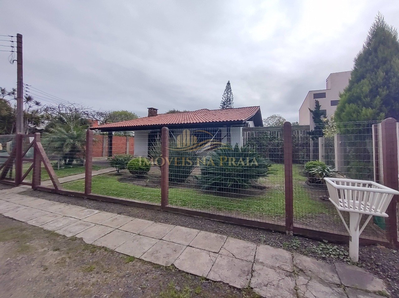 Casa 3 Dormitório(s) Bairro Atlântida