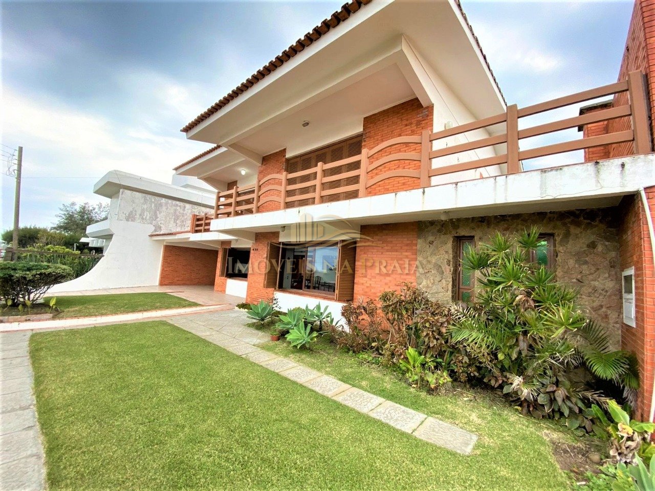 Casa 4 Dormitório(s) Bairro Atlântida