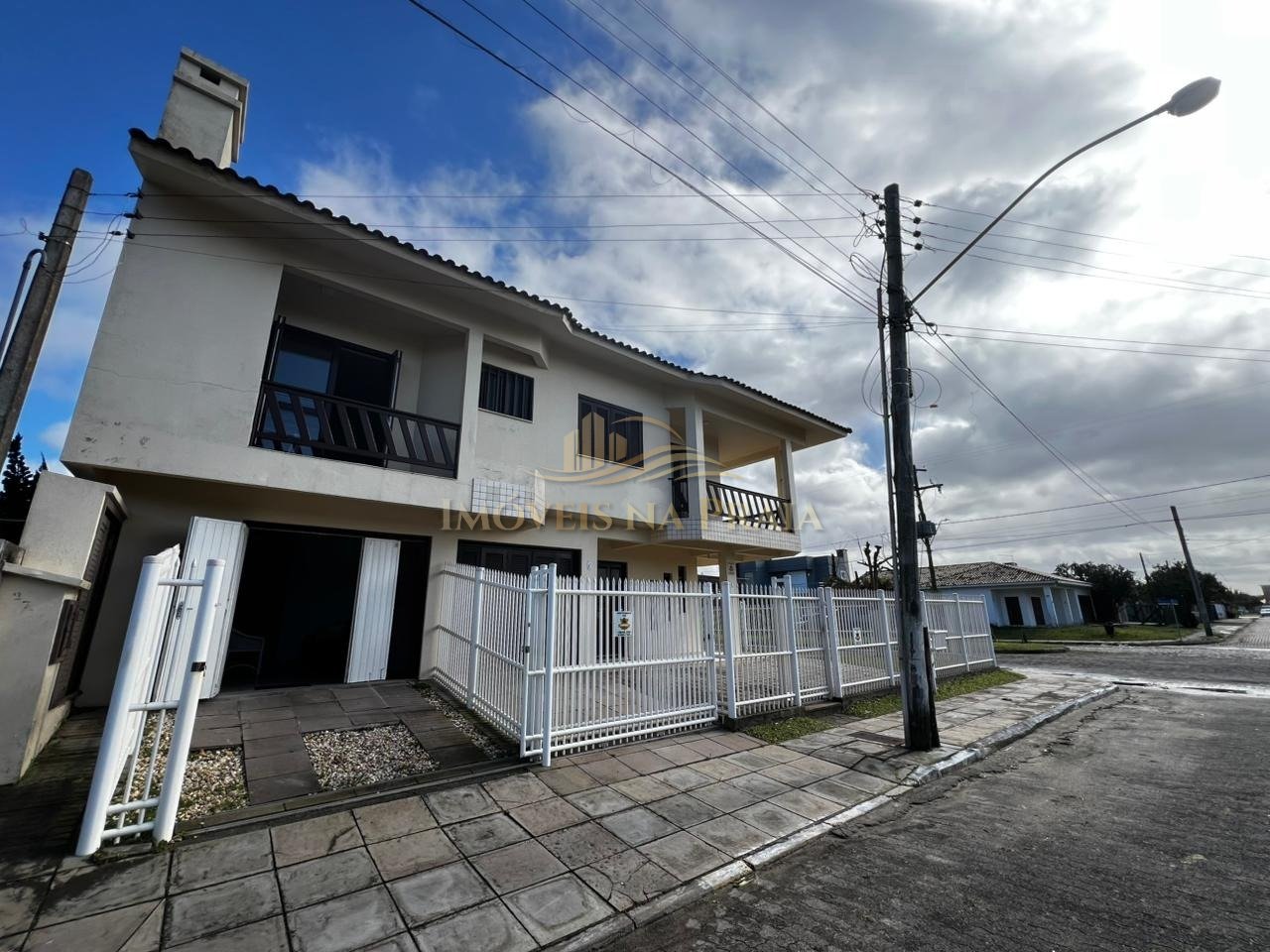 Duplex 1 dormitório no bairro Maristela