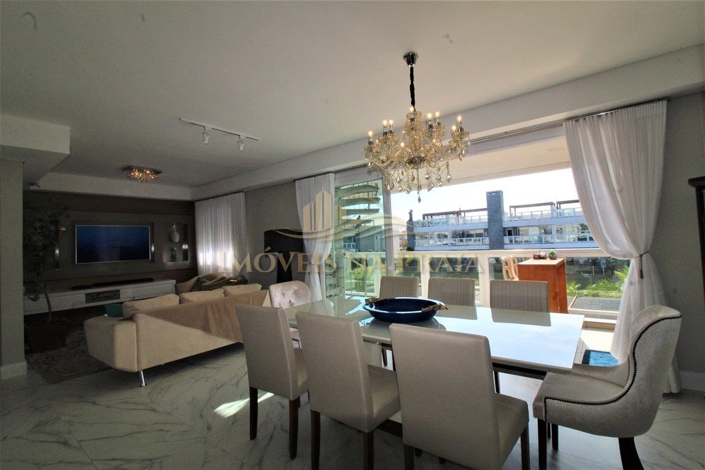 Casa em Condomínio 3 Dormitório(s) Bairro Rossi At