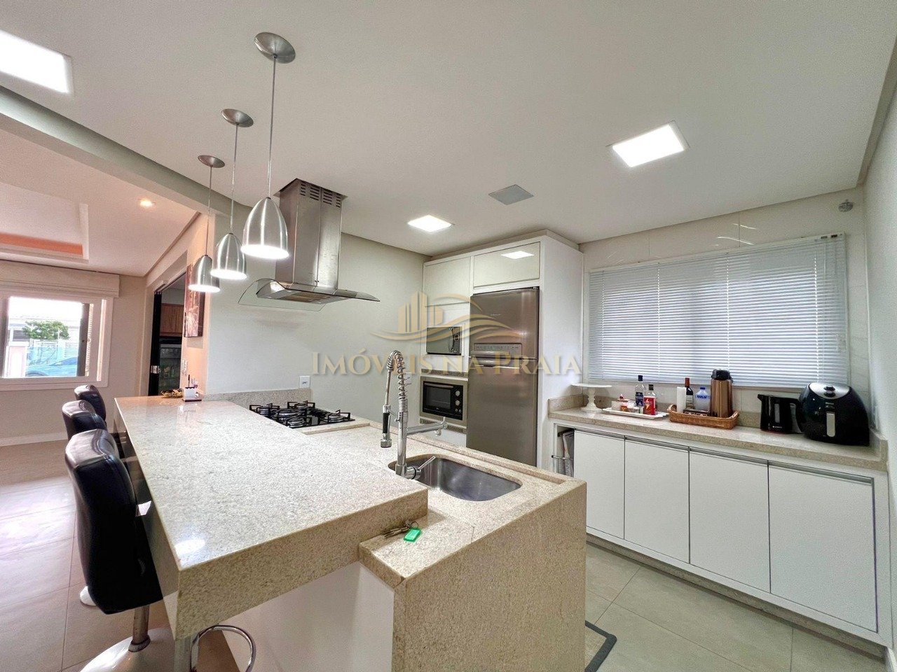 Foto 4 — Casa 4 dormitórios no bairro Remanso