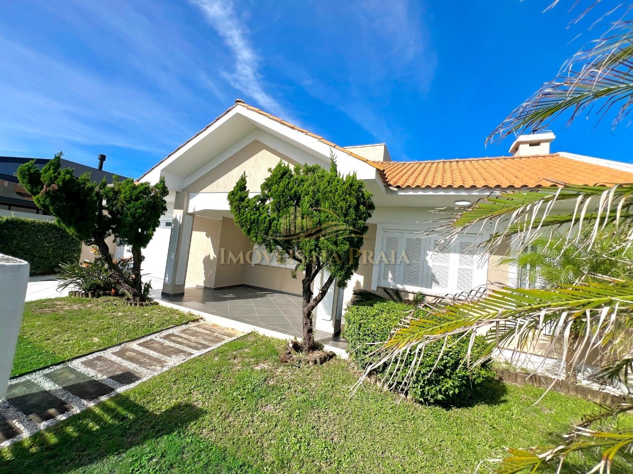 Casa 4 dormitórios no bairro Remanso