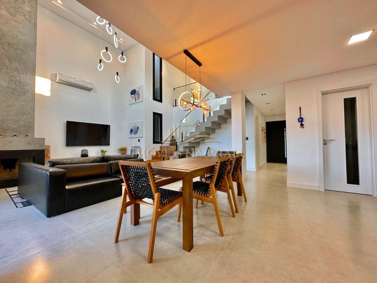 Foto 15 — Casa em Condomínio 4 Dormitório(s)